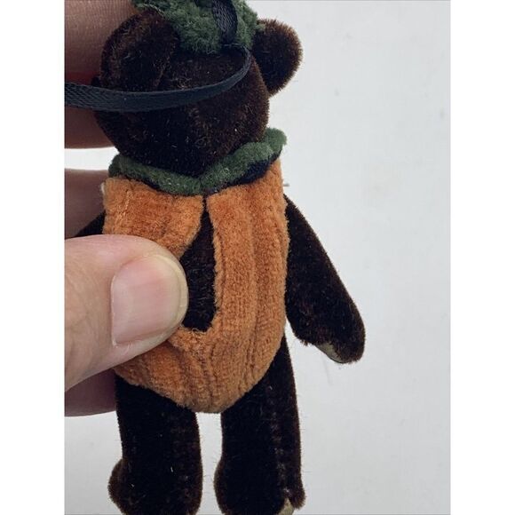 Boyds Bears Halloween Wuzzies Mini Ornament - Picture 7 of 11